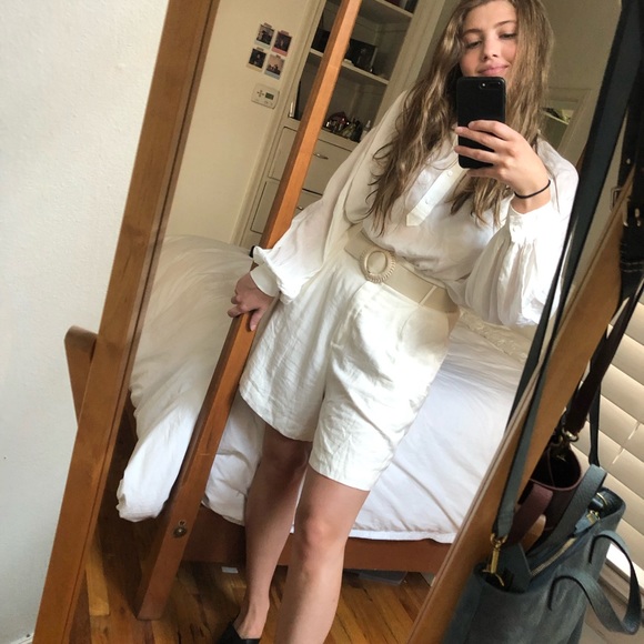 Meet Your Posher - Picture 4 of 6